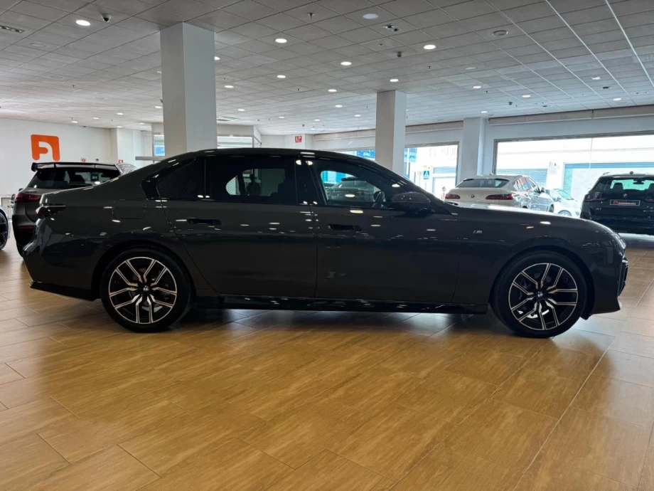 BMW Serie 7 740d xDrive PACK M