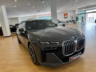 BMW Serie 7 740d xDrive PACK M