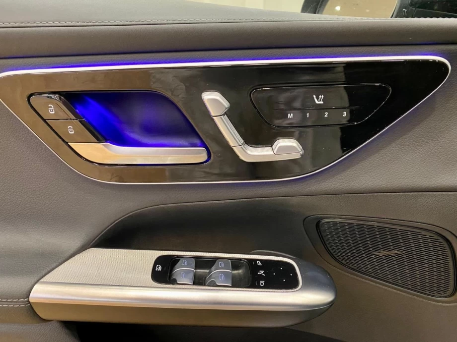 MERCEDES-BENZ GLC GLC 300 e 4MATIC