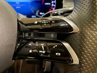 MERCEDES-BENZ GLC GLC 300 e 4MATIC