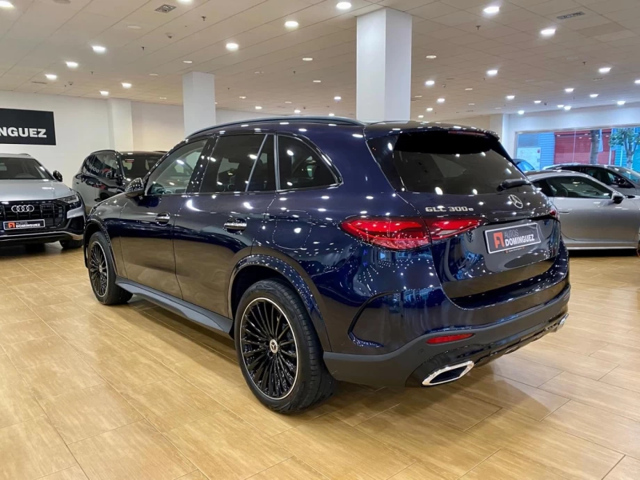 MERCEDES-BENZ GLC GLC 300 e 4MATIC