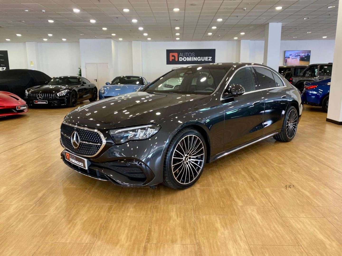 MERCEDES-BENZ Clase E E 220 d PACK AMG