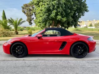 PORSCHE 718 Boxster