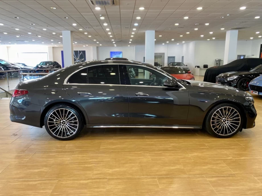 MERCEDES-BENZ Clase E E 220 d PACK AMG