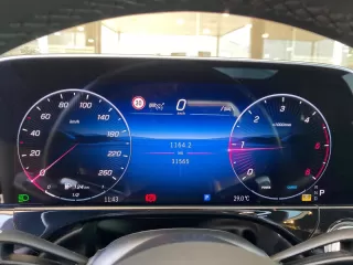 MERCEDES-BENZ Clase E E 220 d PACK AMG