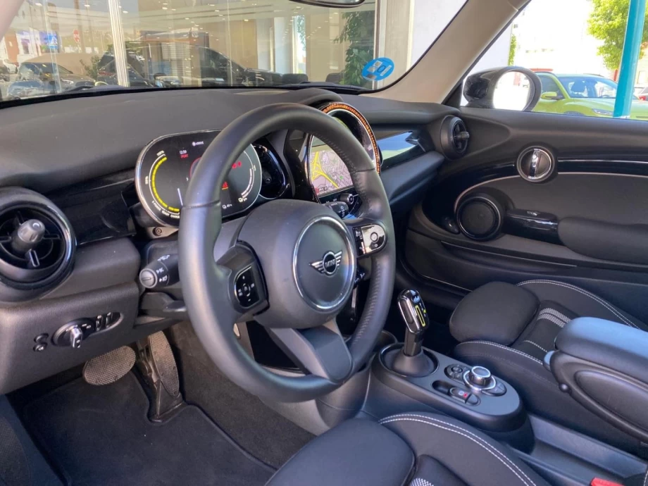 MINI COOPER SE