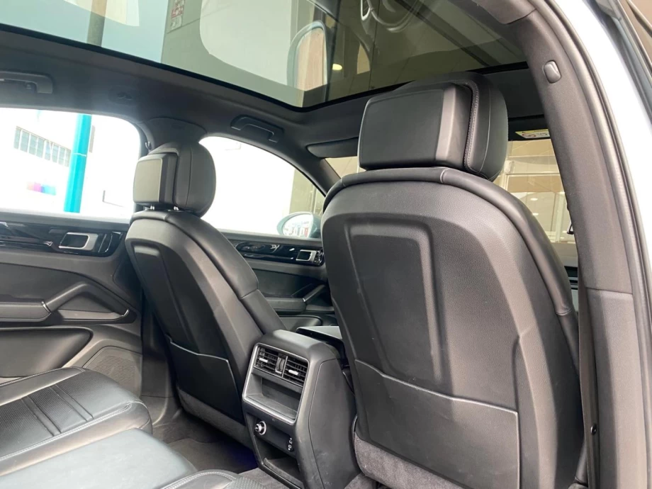 PORSCHE Cayenne Coupé EHybrid