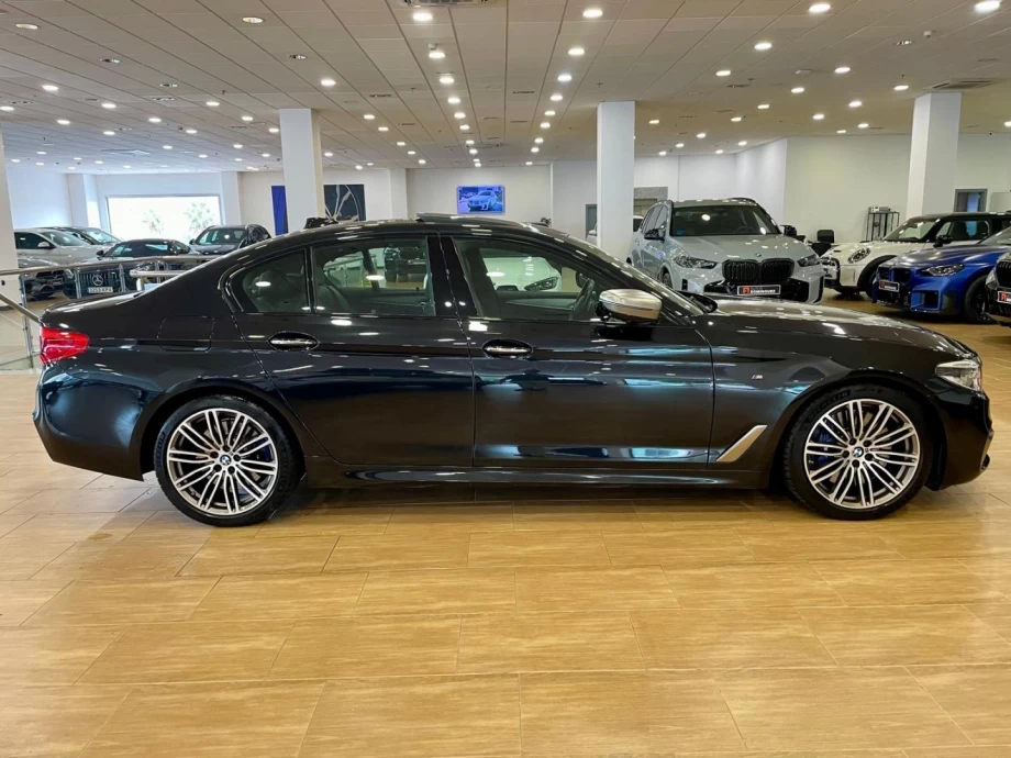 BMW Serie 5 M550i xDrive