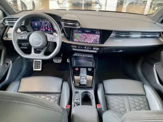 AUDI A3 RS3 Sportback TFSI 294kW quattro S tron