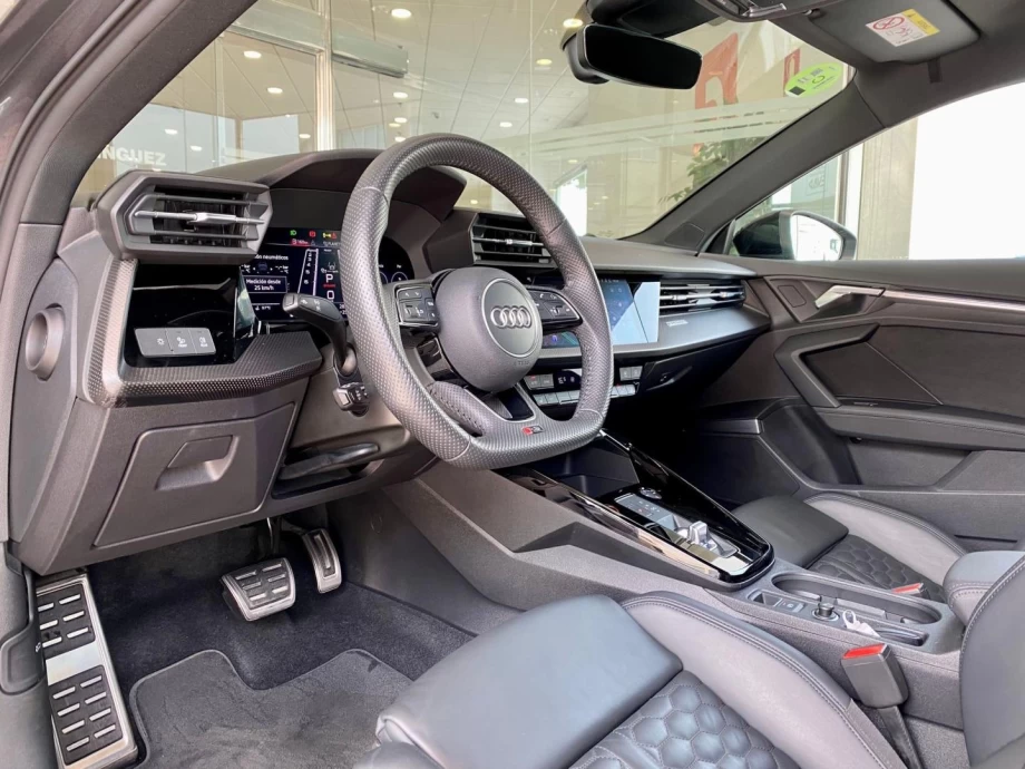 AUDI A3 RS3 Sportback TFSI 294kW quattro S tron