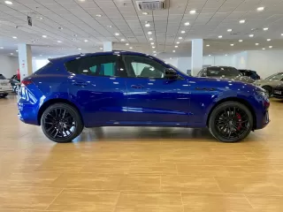 MASERATI Levante GranLusso S Q4 3.0 V6 tt 316kW430CV