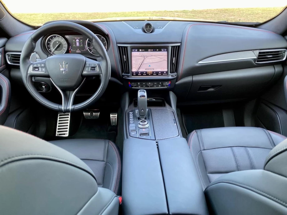 MASERATI Levante GranLusso S Q4 3.0 V6 tt 316kW430CV