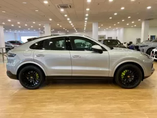 PORSCHE Cayenne Coupé EHybrid