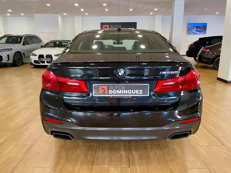 BMW Serie 5 M550i xDrive
