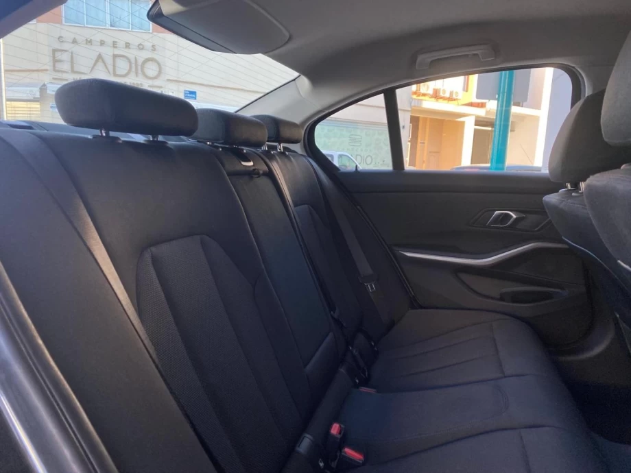 BMW Serie 3 318d Auto.