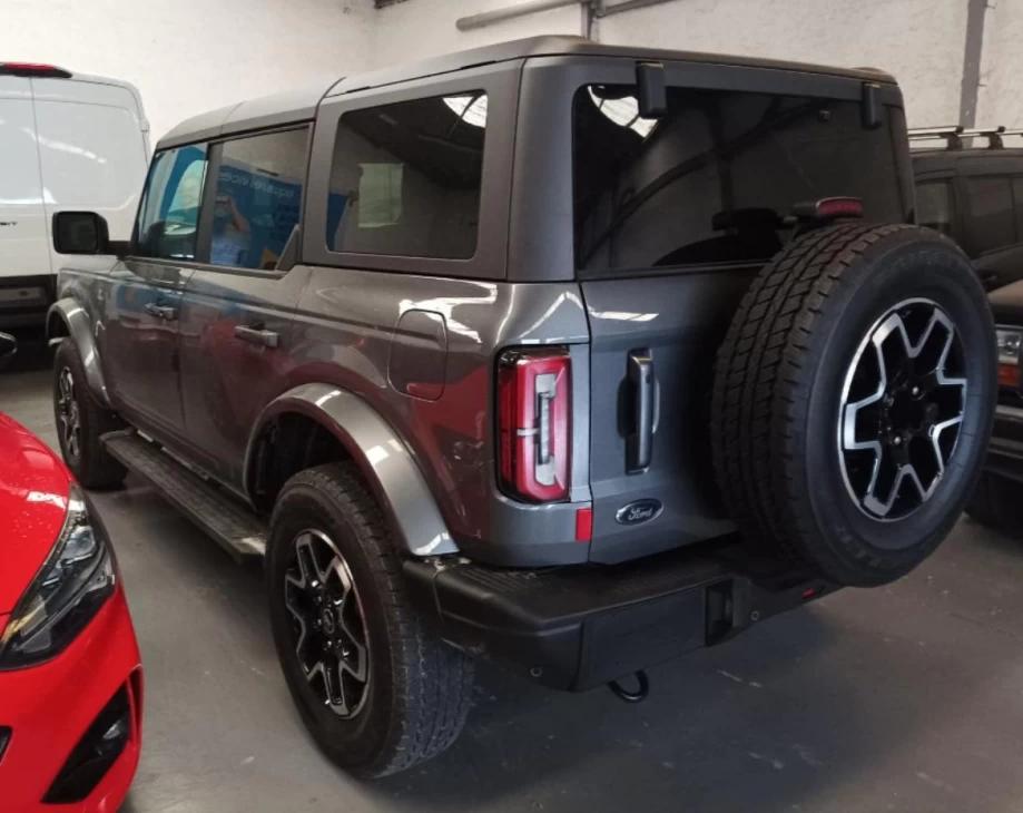 FORD Bronco Outer Banks 2.7 EcoBoost V6 335CV 4x4 In