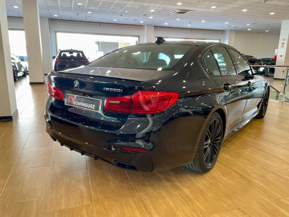 BMW Serie 5 M550i xDrive