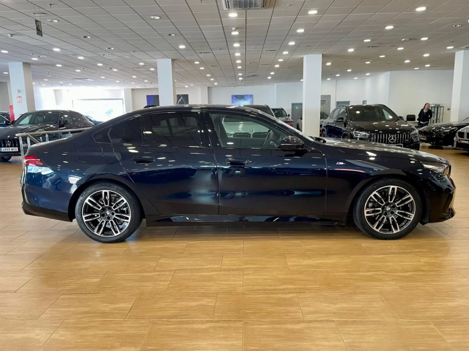 BMW Serie 5 520D PACK M