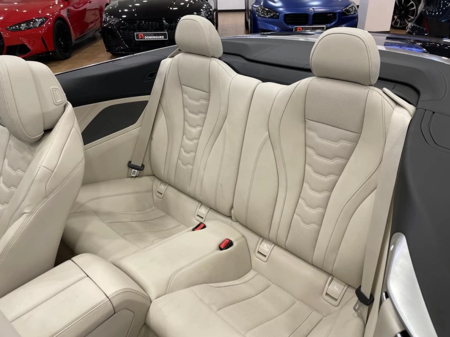 BMW Serie 8 840i PACK M