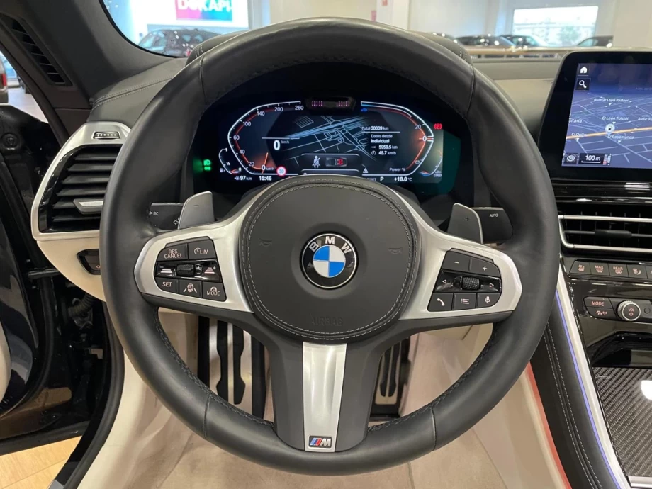BMW Serie 8 840i PACK M