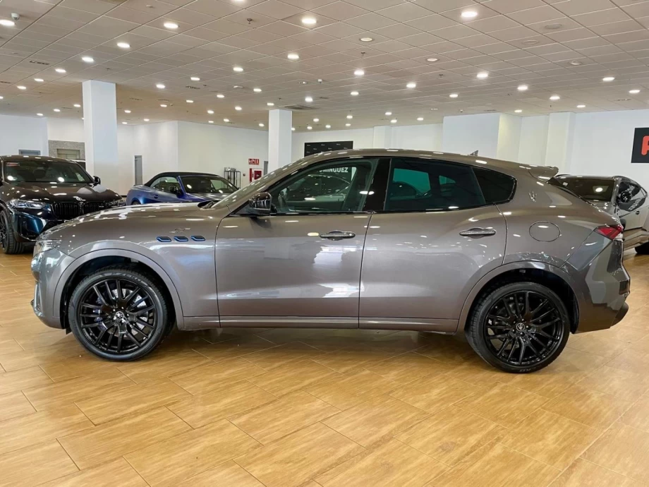 MASERATI Levante GT L4 330CV HybridGasolina AWD