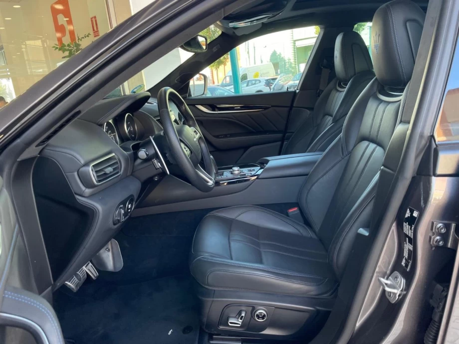 MASERATI Levante GT L4 330CV HybridGasolina AWD