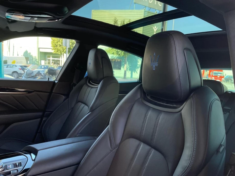 MASERATI Levante GT L4 330CV HybridGasolina AWD