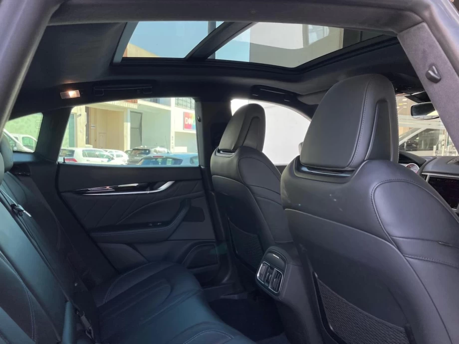 MASERATI Levante GT L4 330CV HybridGasolina AWD