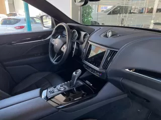 MASERATI Levante GT L4 330CV HybridGasolina AWD