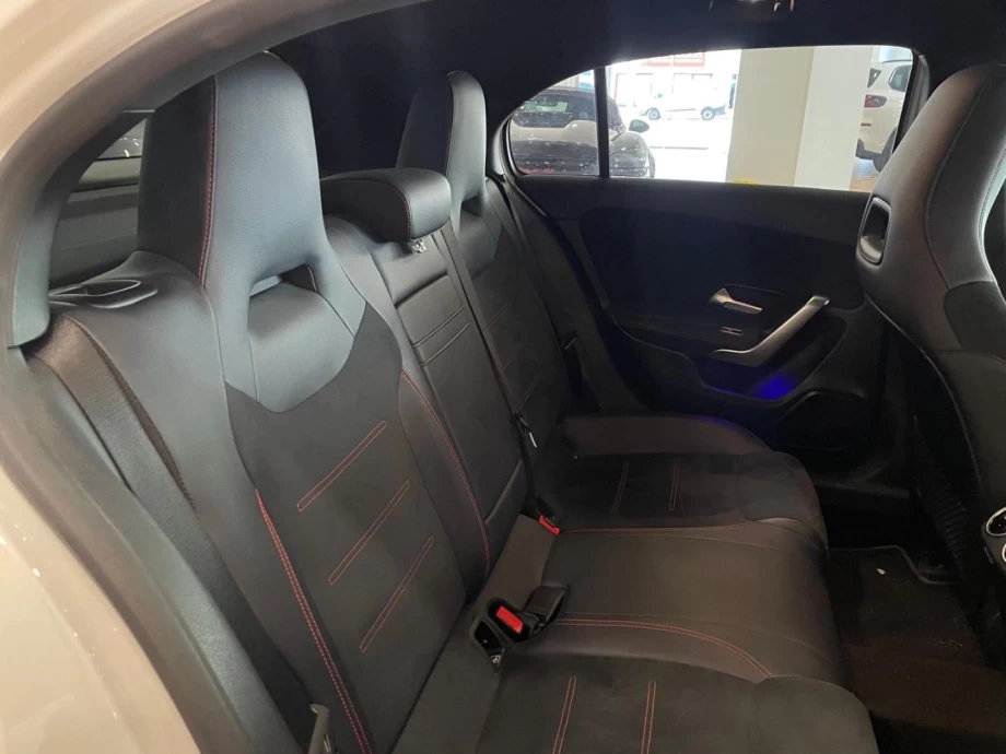 MERCEDES-BENZ Clase A A 180 d PACK AMG