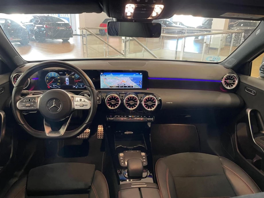 MERCEDES-BENZ Clase A A 180 d PACK AMG