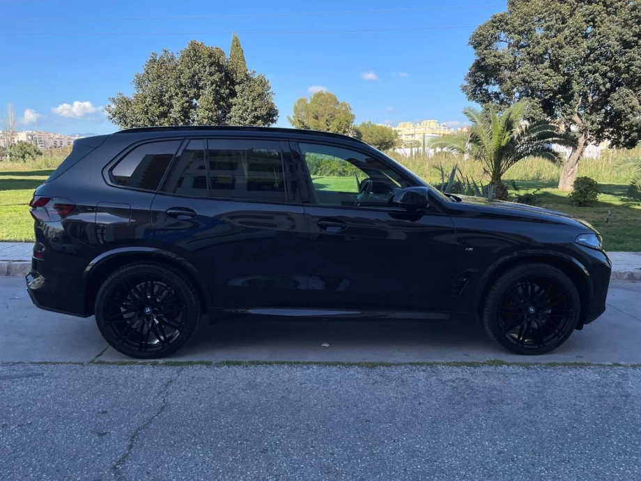 BMW X5 xDRIVE30d PACK M
