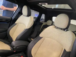 MINI Cooper S RESOLUTE