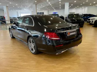 MERCEDES-BENZ Clase E E 220 d PACK AMG
