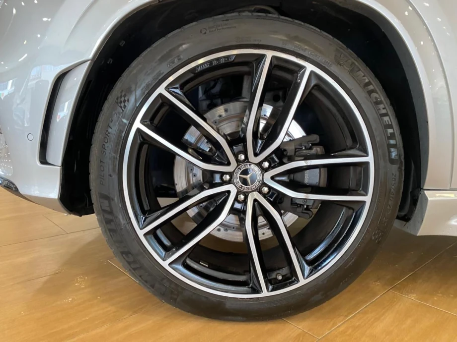 MERCEDES-BENZ GLS GLS 580 4MATIC PACK AMG