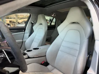 PORSCHE Panamera GTS