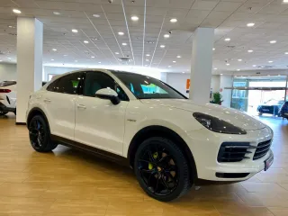 PORSCHE Cayenne Coupé EHybrid