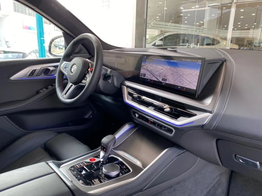 BMW XM