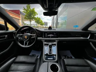 PORSCHE Panamera 10 Anniversary
