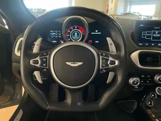 ASTON MARTIN Vantage 4.0 V8