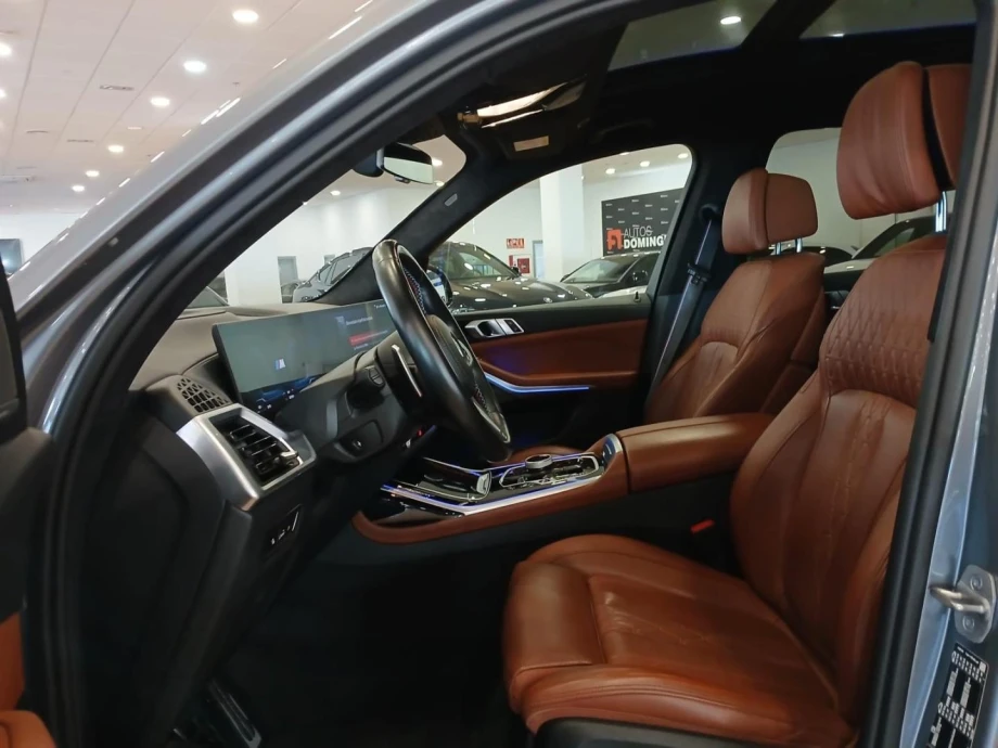BMW X7 M60i xDrive