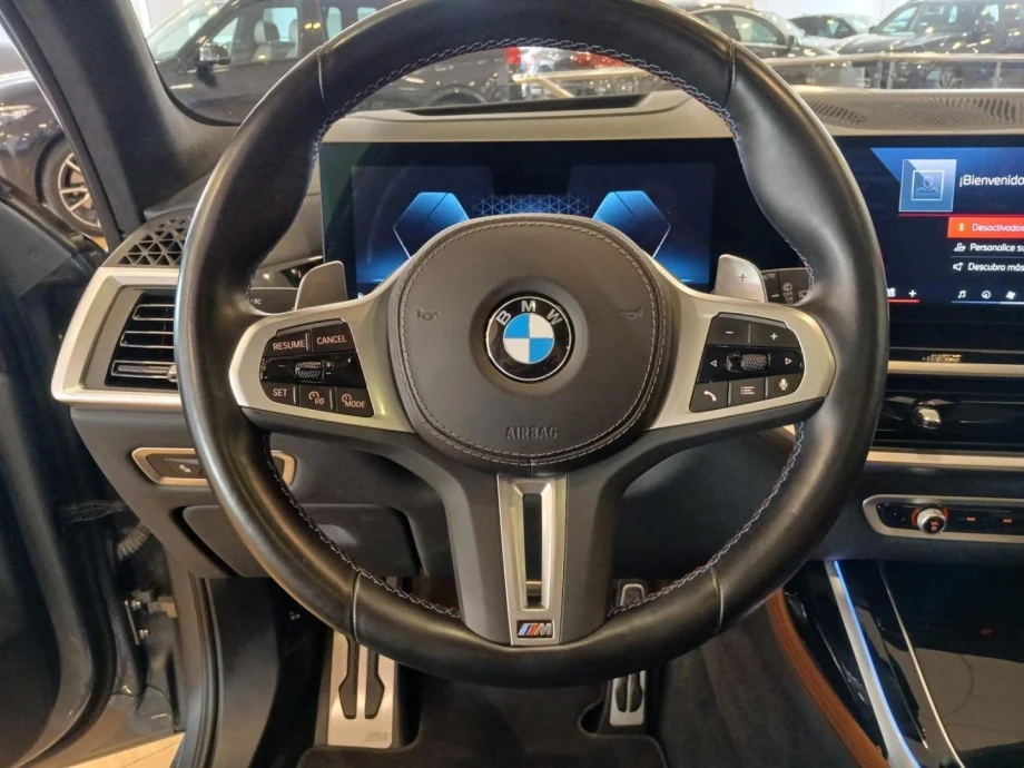 BMW X7 M60i xDrive