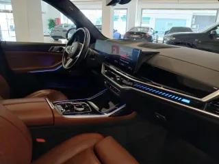 BMW X7 M60i xDrive