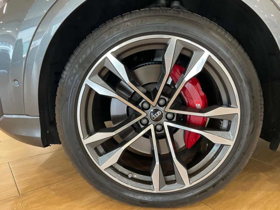AUDI Q8 SQ8 TFSI 373kW 507CV quattro tiptronic